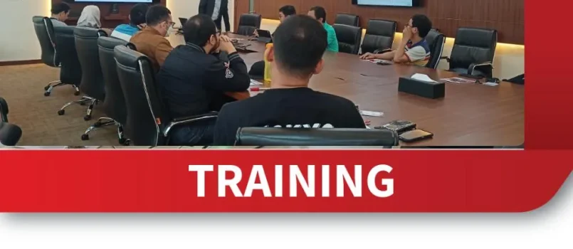 TRAINING POLLUTION PREVENTION IN MANUFACTURING INDUSTRIES